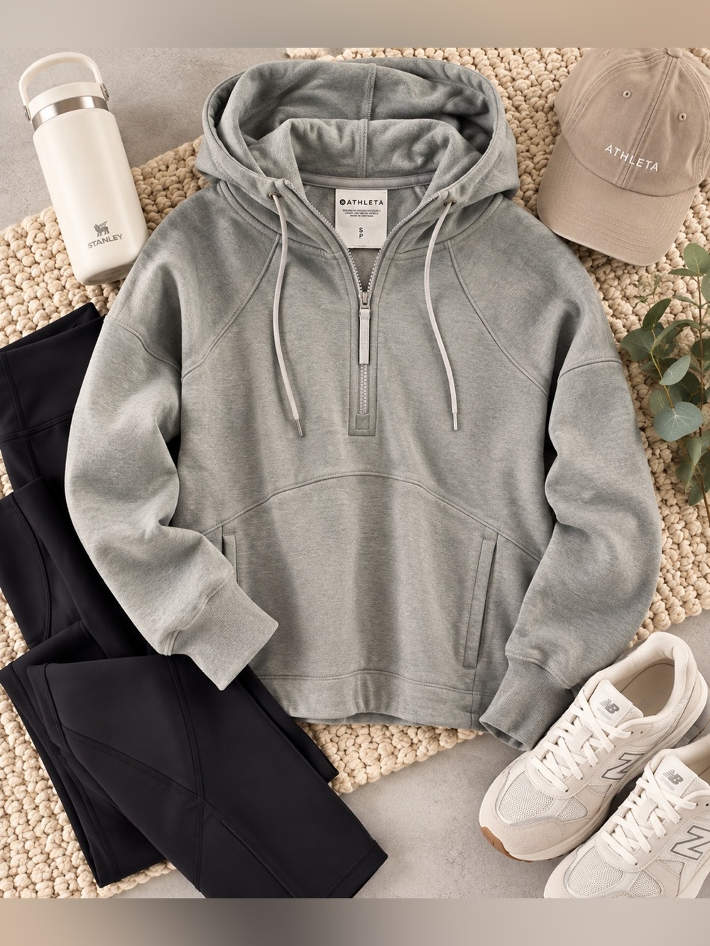 Athleta Gray Half Zip Hoodie Women’s Small Soft Stretch Pullover Sweatshirt